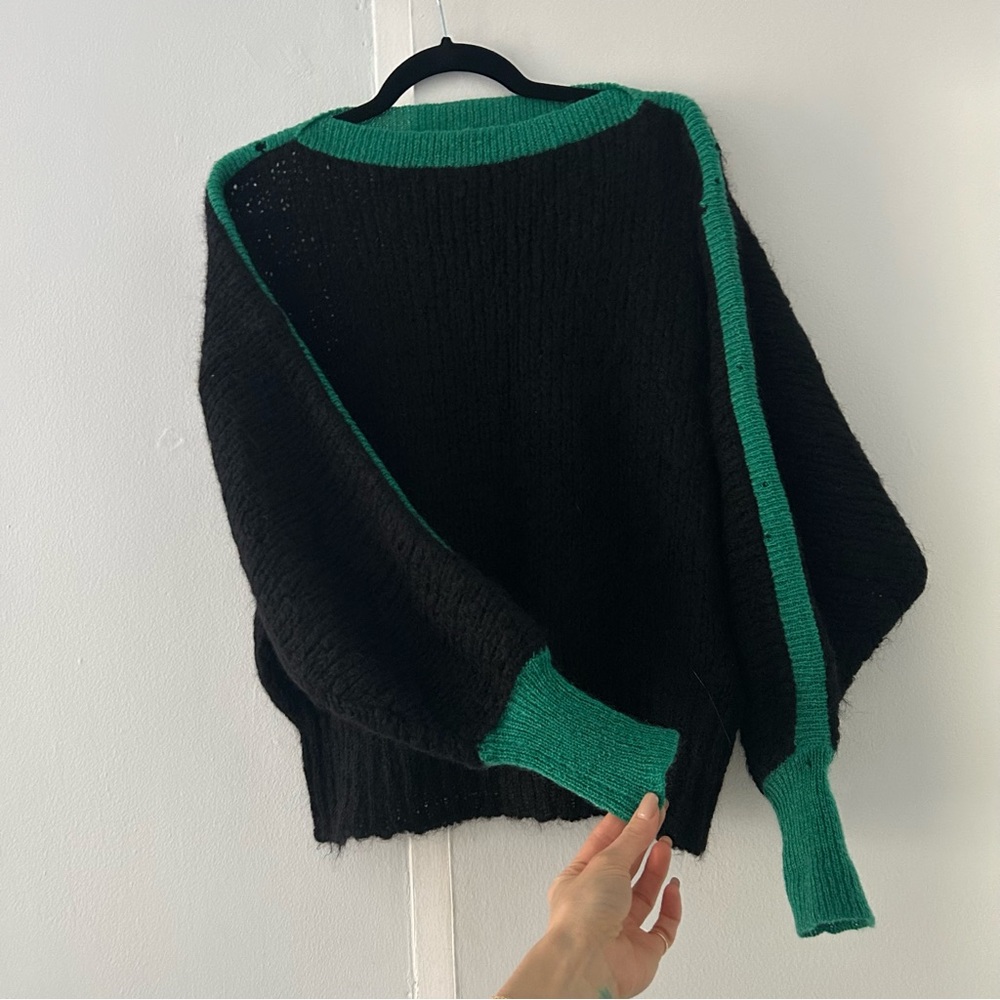 THIERRY MUGLER Vintage Back and Green Boatneck Sweater sz 42 / US 6
